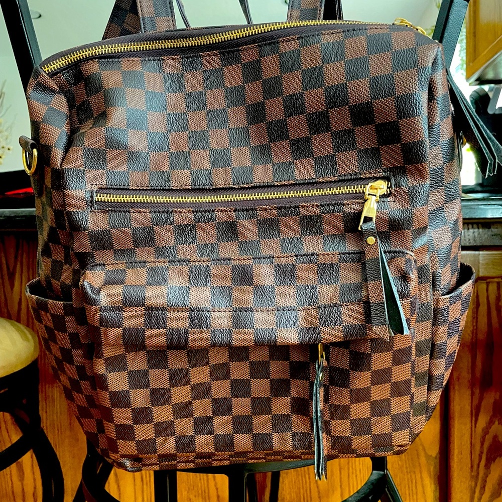 Cute , used once or twice backpack.